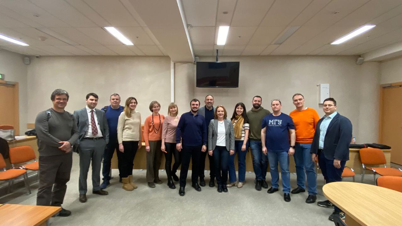 Lomonosov adına Moskva Dövlət Universiteti